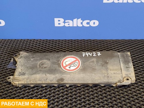 Крышка блока предохранителей