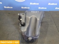 Бачок омывателя лобового стекла